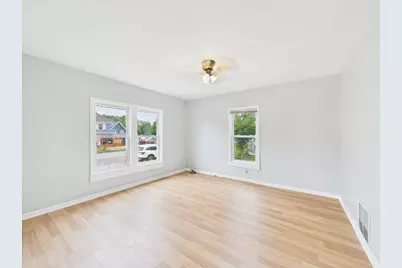 701 Montague Street, Rockford, IL 61102 - Photo 9