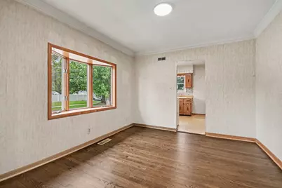 550 S Oakland Avenue, Villa Park, IL 60181 - Photo 9
