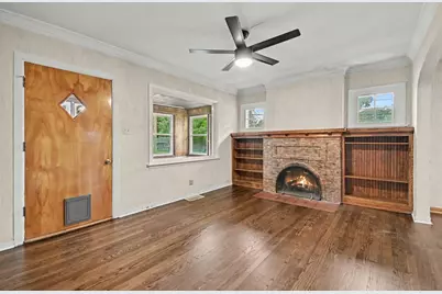 550 S Oakland Avenue, Villa Park, IL 60181 - Photo 5