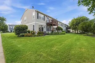 3133 Falling Waters Ln, Lindenhurst, IL 60046 - Photo 31