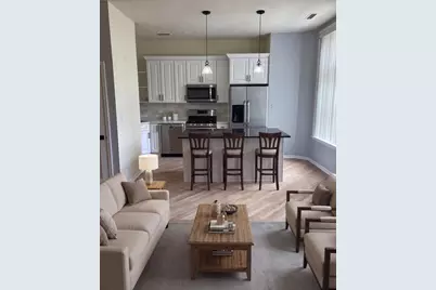 818 N Dearborn Street #3F, Chicago, IL 60610 - Photo 3