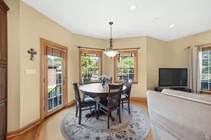 708 S Lincoln Ave, Park Ridge, IL 60068 - Photo 9