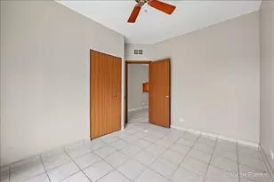 327 Gazebo Ln, Lombard, IL 60148 - Photo 17