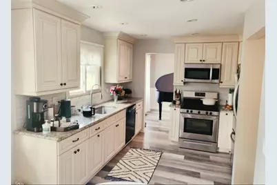 1376 Parkridge Court, Crystal Lake, IL 60014 - Photo 5