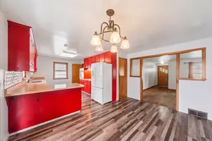 2135 Hawthorne Ln, Waukegan, IL 60087 - Photo 11