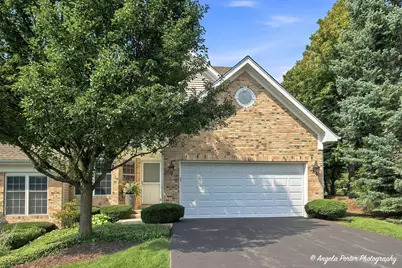 194 Red Top Drive, Libertyville, IL 60048 - Photo 1