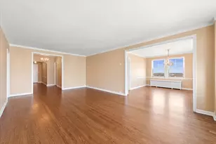 5555 N Sheridan Rd, Chicago, IL 60640 - Photo 5