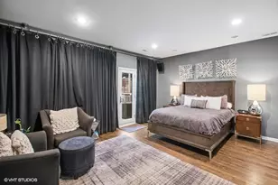 857 W Roscoe St, Chicago, IL 60657 - Photo 19