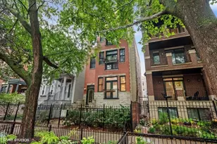 857 W Roscoe St, Chicago, IL 60657 - Photo 1