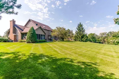 7110 Marsh Drive, Lakewood, IL 60014 - Photo 39