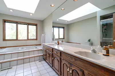 7110 Marsh Drive, Lakewood, IL 60014 - Photo 21