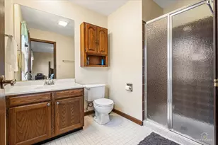 1769 Patricia Ln, Saint Charles, IL 60174 - Photo 15