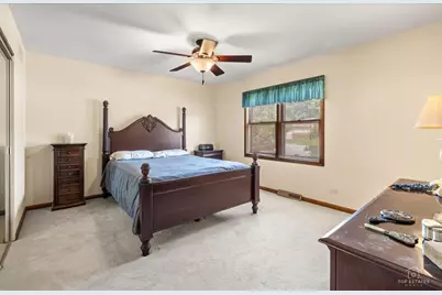 1769 Patricia Lane, Saint Charles, IL 60174 - Photo 13