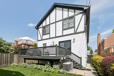 [Address not provided], Elmwood Park, IL 60707 - Photo 27