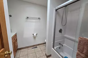 4003 Franklin St, Zion, IL 60099 - Photo 23