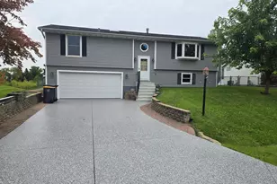 4003 Franklin St, Zion, IL 60099 - Photo 1