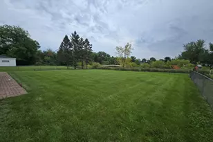 4003 Franklin St, Zion, IL 60099 - Photo 7