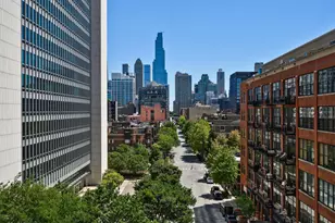 758 N Larrabee St, Chicago, IL 60654 - Photo 19