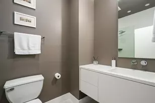 758 N Larrabee St, Chicago, IL 60654 - Photo 17