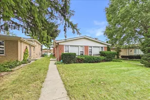 5007 Golf Rd, Skokie, IL 60077 - Photo 1