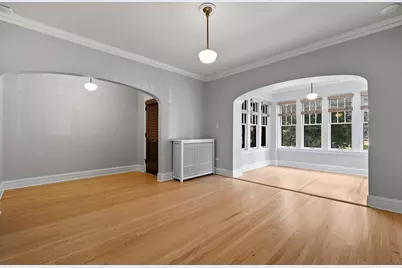 1335 W Thorndale Avenue #1, Chicago, IL 60660 - Photo 3