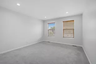 611 Lakeridge Ct, Naperville, IL 60563 - Photo 17
