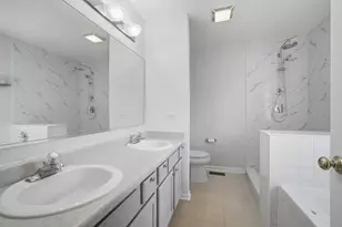 611 Lakeridge Ct, Naperville, IL 60563 - Photo 15