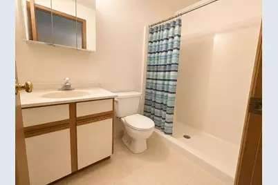4316 W Shamrock Lane #2D, McHenry, IL 60050 - Photo 5