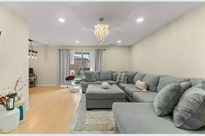 9147 S Roberts Road #205, Hickory Hills, IL 60457 - Photo 3