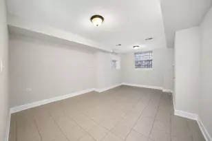 4934 S King Dr, Chicago, IL 60615 - Photo 3