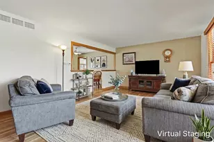 10S287 Alma Ln, Naperville, IL 60564 - Photo 3