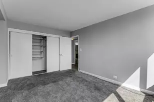 3950 N Lake Shore Dr, Chicago, IL 60613 - Photo 17