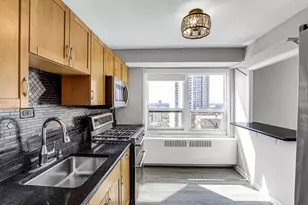 3950 N Lake Shore Dr, Chicago, IL 60613 - Photo 3