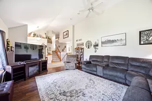 22902 Graf Rd, Harvard, IL 60033 - Photo 9
