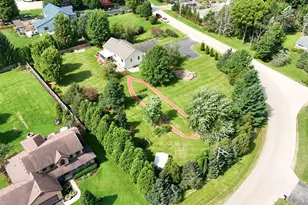 22902 Graf Rd, Harvard, IL 60033 - Photo 5