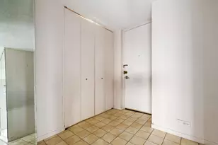 1960 N Lincoln Park W, Chicago, IL 60614 - Photo 3