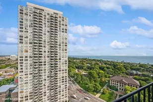 1960 N Lincoln Park W, Chicago, IL 60614 - Photo 9