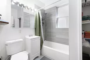 4018 W Oakdale Ave, Chicago, IL 60641 - Photo 11