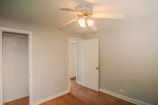 250 E 143rd St, Dolton, IL 60419 - Photo 15