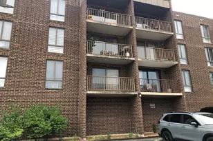 8350 W Addison St, Chicago, IL 60634 - Photo 11