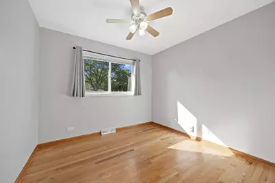 588 Kohley Road, Lisle, IL 60532 - Photo 15