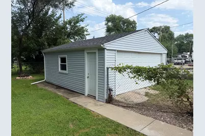 918 Windsor Road, Loves Park, IL 61111 - Photo 3
