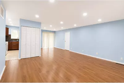 113 Fairview Lane, Streamwood, IL 60107 - Photo 3