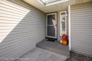 409 Hickory Dr, Davis Junction, IL 61020 - Photo 3
