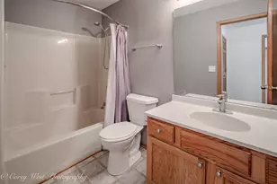 409 Hickory Dr, Davis Junction, IL 61020 - Photo 15