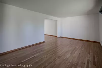 409 Hickory Drive, Davis Junction, IL 61020 - Photo 5