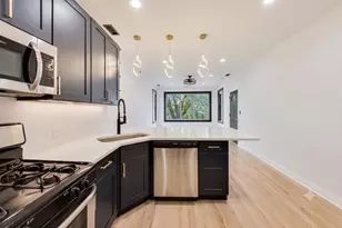 4815 W Patterson Ave, Chicago, IL 60641 - Photo 5