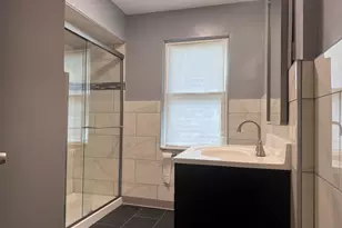2925 W Jerome St, Chicago, IL 60645 - Photo 7