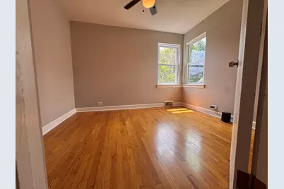 2925 W Jerome Street, Chicago, IL 60645 - Photo 9