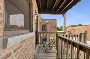 7231 N Ridge Ave, Chicago, IL 60645 - Photo 11